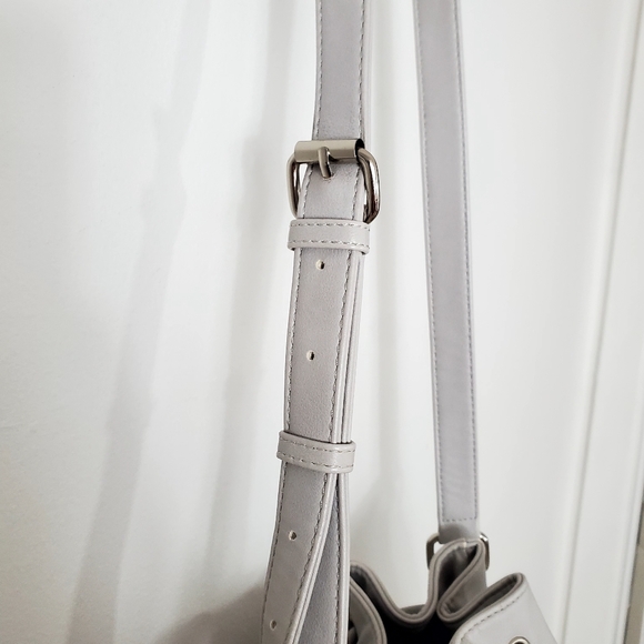 Pixie Mood Amber Bucket Bag -Vegan- - Picture 9 of 16